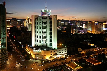 昆明绿洲大酒店酒店外观图片